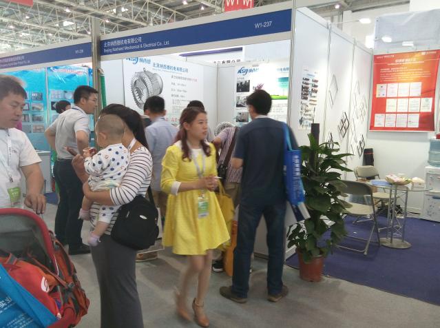 納西德機(jī)電參加2015年中國(guó)玻璃展